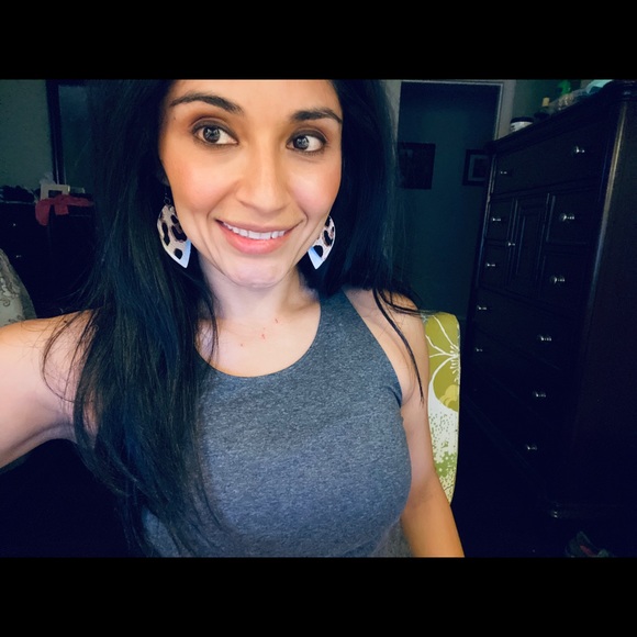 ALNEIO earrings - Picture 2 of 2